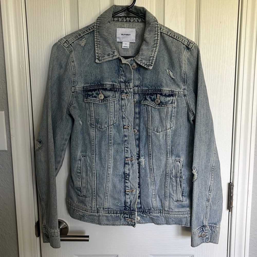 Used Old Navy Size Medium Distressed Denim Jacket